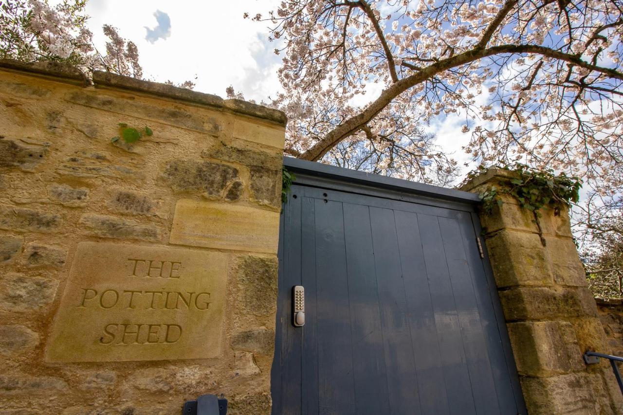The Potting Shed, 5* Luxury Escape سيرنسيستر المظهر الخارجي الصورة