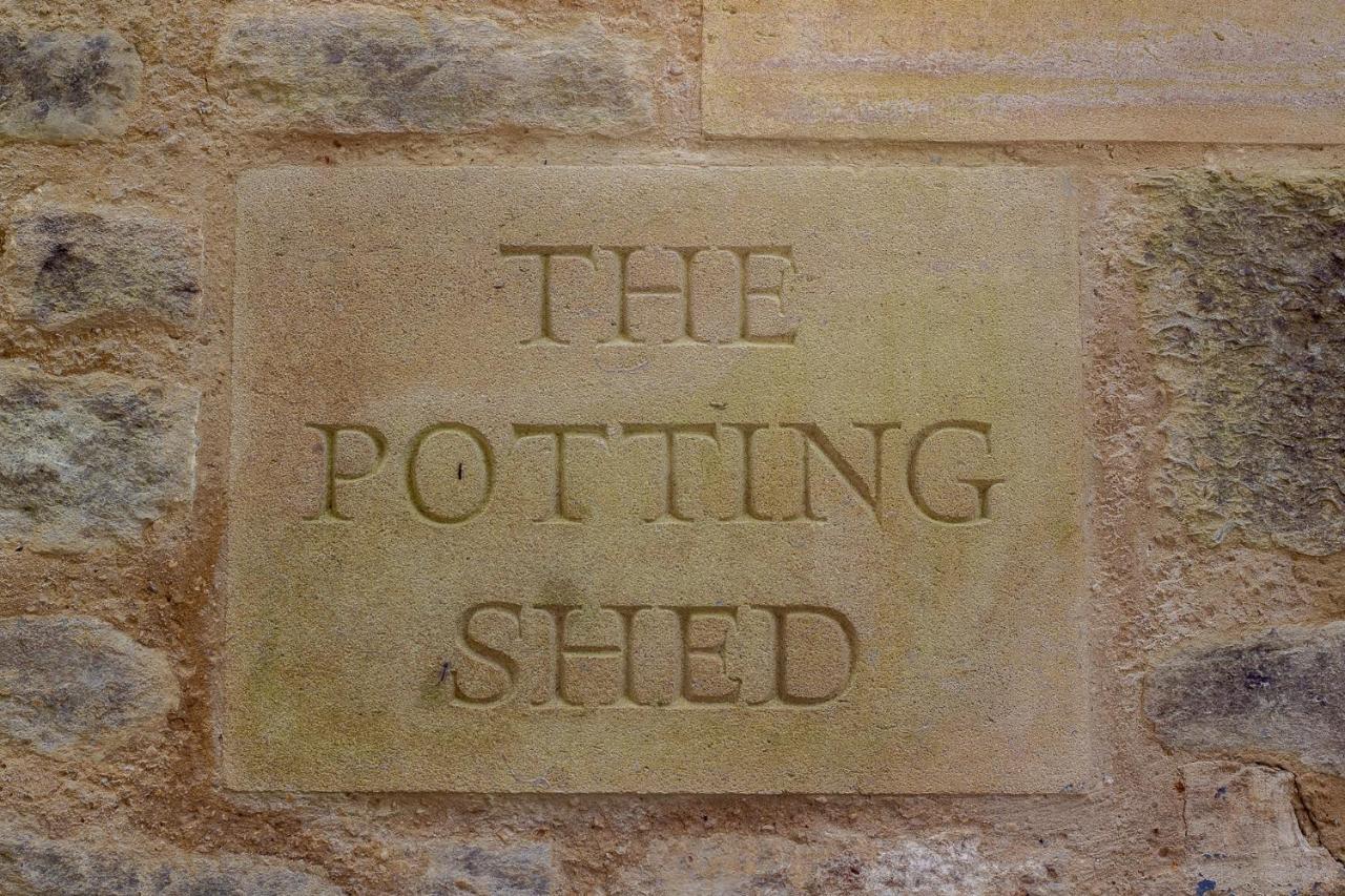 The Potting Shed, 5* Luxury Escape سيرنسيستر المظهر الخارجي الصورة